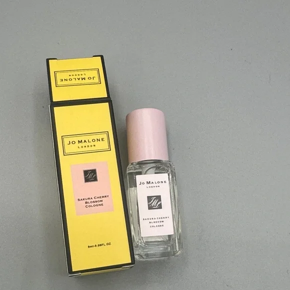 Jo Malone London Sakura Cherry Blossom Cologne - Picture 2 of 4